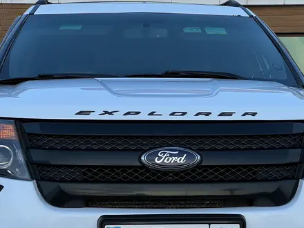 Ford Explorer 2014 года за 11 800 000 тг. в Актау