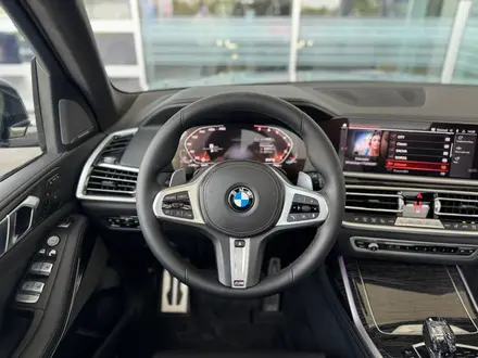 BMW X7 XDrive 40i 2021 года за 40 999 000 тг. в Алматы – фото 13