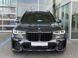 BMW X7 XDrive 40i 2021 года за 40 999 000 тг. в Алматы – фото 2