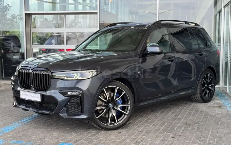 BMW X7 XDrive 40i 2021 года за 40 999 000 тг. в Алматы