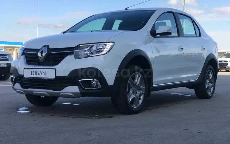 Renault Logan Stepway Life MT 2022 года за 8 829 000 тг. в Караганда