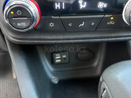 Chevrolet Tracker 2023 года за 6 550 000 тг. в Караганда – фото 11