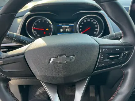 Chevrolet Tracker 2023 года за 6 550 000 тг. в Караганда – фото 9