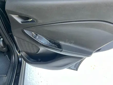 Chevrolet Tracker 2023 года за 6 550 000 тг. в Караганда – фото 27