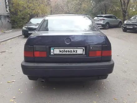 Volkswagen Vento 1996 года за 2 100 000 тг. в Караганда – фото 10