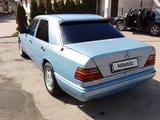 Mercedes-Benz E 200 1993 годаүшін1 600 000 тг. в Алматы – фото 4