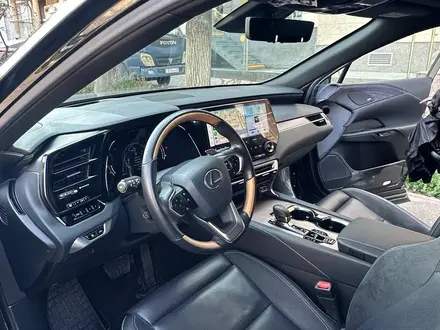 Lexus RX 350 2024 года за 38 000 000 тг. в Алматы – фото 11
