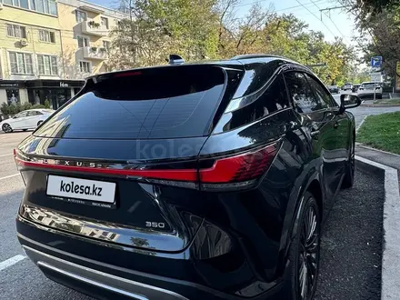 Lexus RX 350 2024 года за 38 000 000 тг. в Алматы – фото 4