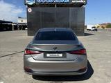 Lexus ES 300h 2019 года за 17 000 000 тг. в Атырау – фото 4