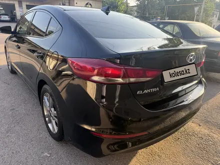Hyundai Elantra 2018 года за 6 600 000 тг. в Алматы – фото 4