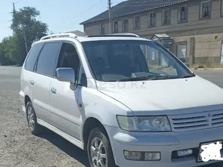 Mitsubishi Chariot 1999 года за 3 500 000 тг. в Тараз – фото 2