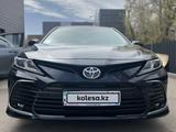 Toyota Camry 2021 года за 16 000 000 тг. в Астана – фото 2