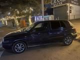 Volkswagen Golf 1993 годаfor1 400 000 тг. в Мерке