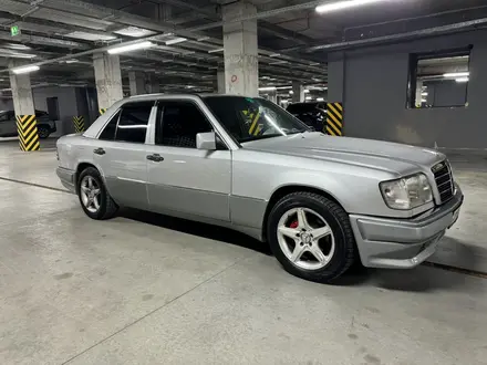 Mercedes-Benz E 280 1994 года за 2 900 000 тг. в Алматы – фото 3