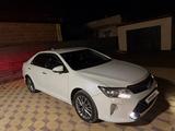Toyota Camry 2017 года за 13 000 000 тг. в Астана – фото 2