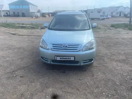 Toyota Ipsum 2003 года за 3 200 000 тг. в Атырау – фото 2