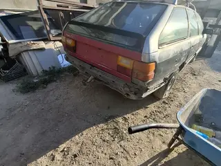 Audi 100