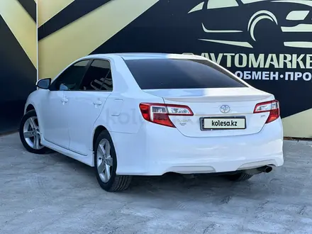 Toyota Camry 2013 года за 8 750 000 тг. в Атырау – фото 4