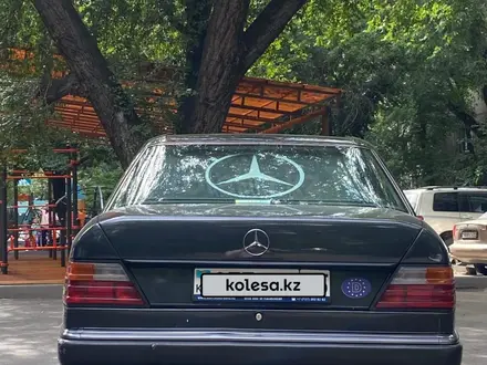 Mercedes-Benz E 230 1990 года за 2 150 000 тг. в Алматы – фото 10