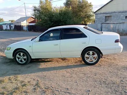 Toyota Camry 1997 года за 3 300 000 тг. в Семей – фото 3