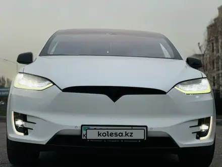 Tesla Model X 2016 года за 25 000 000 тг. в Алматы – фото 2