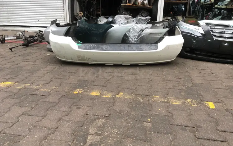 Задний бампер на Тойота Highlander за 60 000 тг. в Алматы