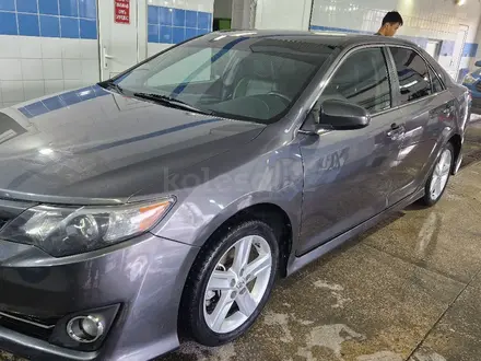 Toyota Camry 2013 года за 8 200 000 тг. в Актобе – фото 7