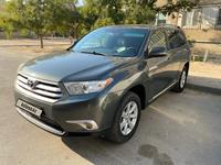 Toyota Highlander 2012 годаfor13 000 000 тг. в Актау