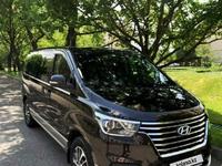 Hyundai Starex 2018 годаfor18 500 000 тг. в Алматы