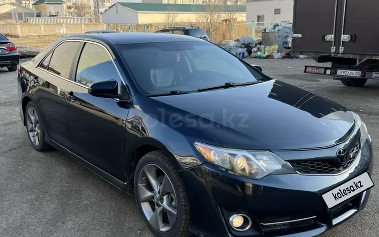 Toyota Camry 2012 года за 8 300 000 тг. в Атырау