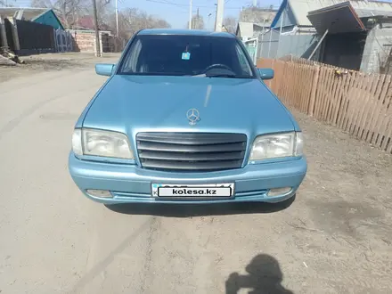 Mercedes-Benz C 280 1994 года за 1 850 000 тг. в Павлодар