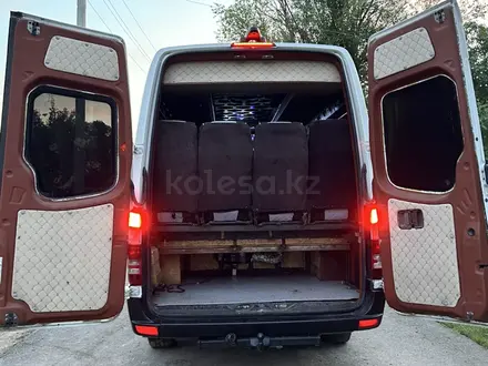 Mercedes-Benz Sprinter 2011 года за 11 000 000 тг. в Жетысай – фото 5