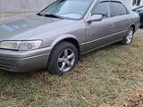 Toyota Camry 1999 года за 2 850 000 тг. в Мерке – фото 2