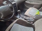 Toyota Camry 1999 года за 2 850 000 тг. в Мерке – фото 3