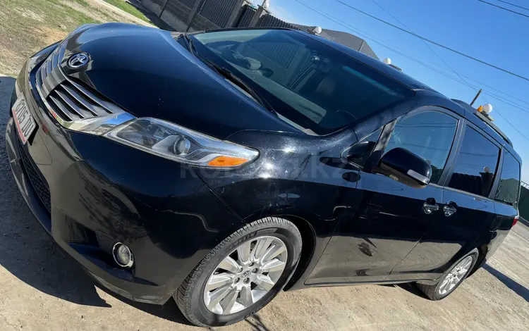 Toyota Sienna 2014 годаүшін8 700 000 тг. в Атырау