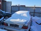Mercedes-Benz E 200 1989 года за 550 000 тг. в Актобе – фото 3