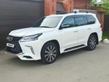 Lexus LX 570 2018 года за 44 500 000 тг. в Петропавловск – фото 2