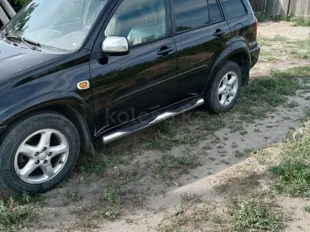 Toyota RAV4, 2005