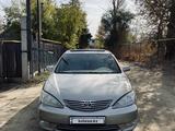 Toyota Camry 2005 года за 5 700 000 тг. в Актобе