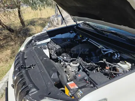 Toyota Land Cruiser Prado 2013 года за 15 100 000 тг. в Актау – фото 38