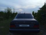 Mercedes-Benz E 260 1990 года за 800 000 тг. в Шымкент – фото 3
