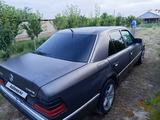 Mercedes-Benz E 260 1990 года за 800 000 тг. в Шымкент – фото 4