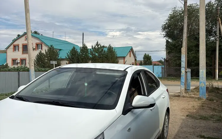 Hyundai Accent 2021 года за 5 200 000 тг. в Актобе