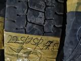 Грузовую шину Bridgestone 225/75R17.5 за 20 000 тг. в Павлодар – фото 2