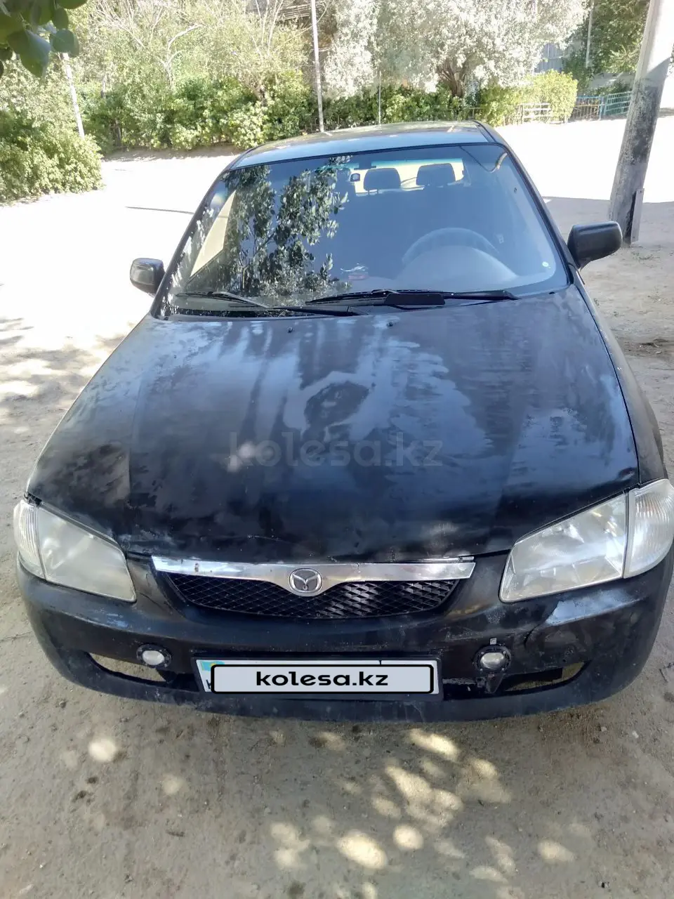 Mazda 323, 1999