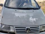 Volkswagen Sharan 1998 года за 1 750 000 тг. в Туркестан – фото 3