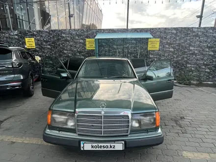 Mercedes-Benz E 230 1992 года за 2 050 000 тг. в Алматы – фото 8