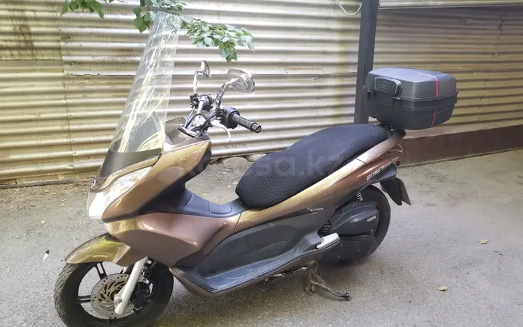 Honda  PCX 150 2014 годаүшін1 000 000 тг. в Алматы