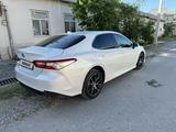 Toyota Camry 2019 годаүшін12 550 000 тг. в Шымкент – фото 2