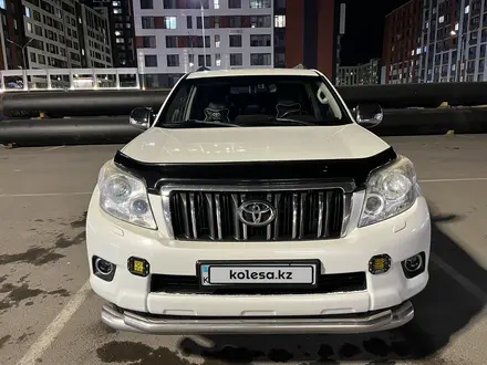 Toyota Land Cruiser Prado 2011 года за 13 190 000 тг. в Астана – фото 17